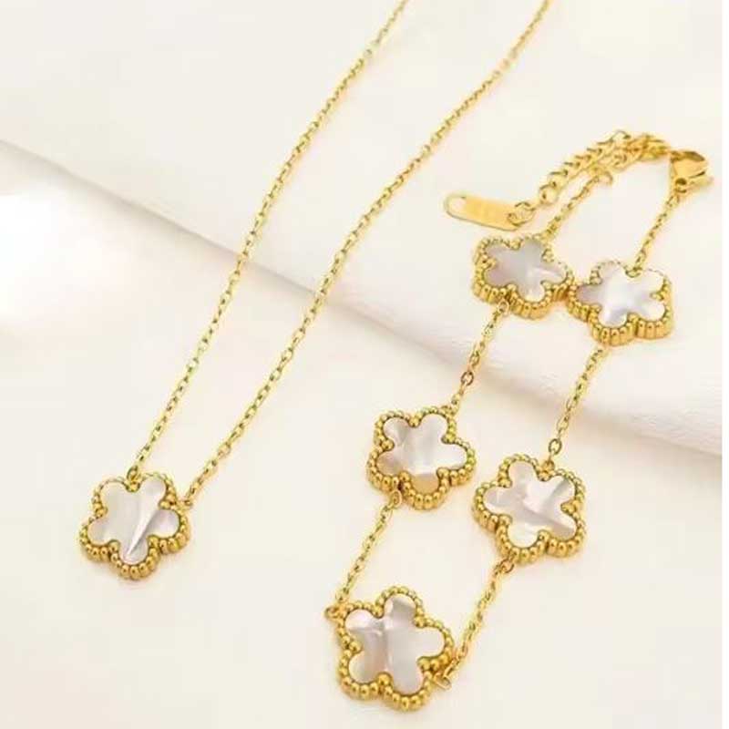 Five Leaf Jewellery Set - 2 Piece