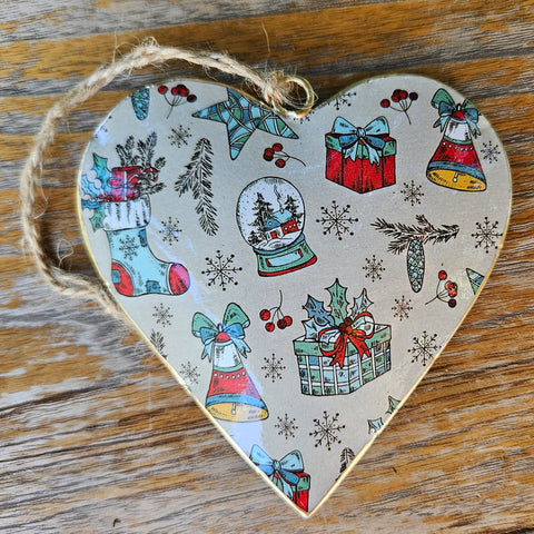Handmade Metal Heart Ornament - Christmas Gifts Cream