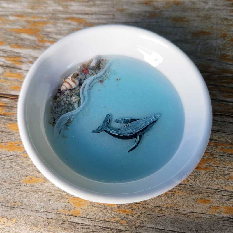 10cm Ceramic Trinket Dish - Floating Humpback Whale