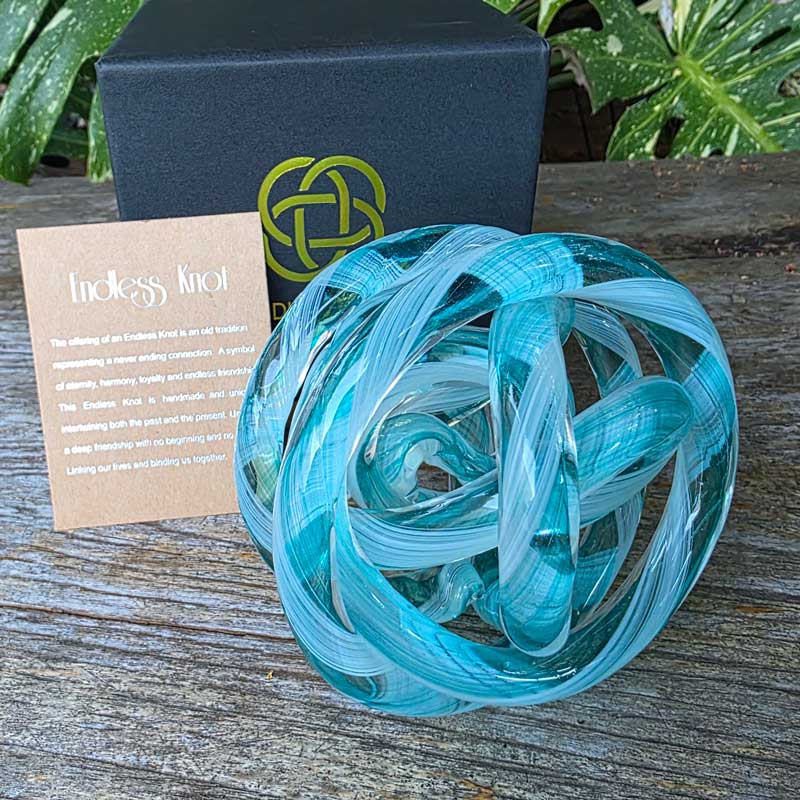 Endless Knot Blue Candy Stripe