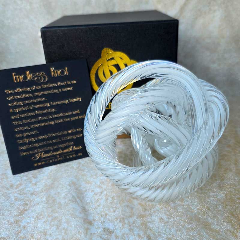 Endless Knot Pearl Swirl