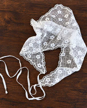 Free Spirit Lace Scarf – White