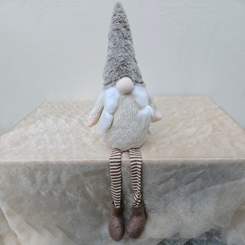 Sitting Christmas Gnome With Furry Hat