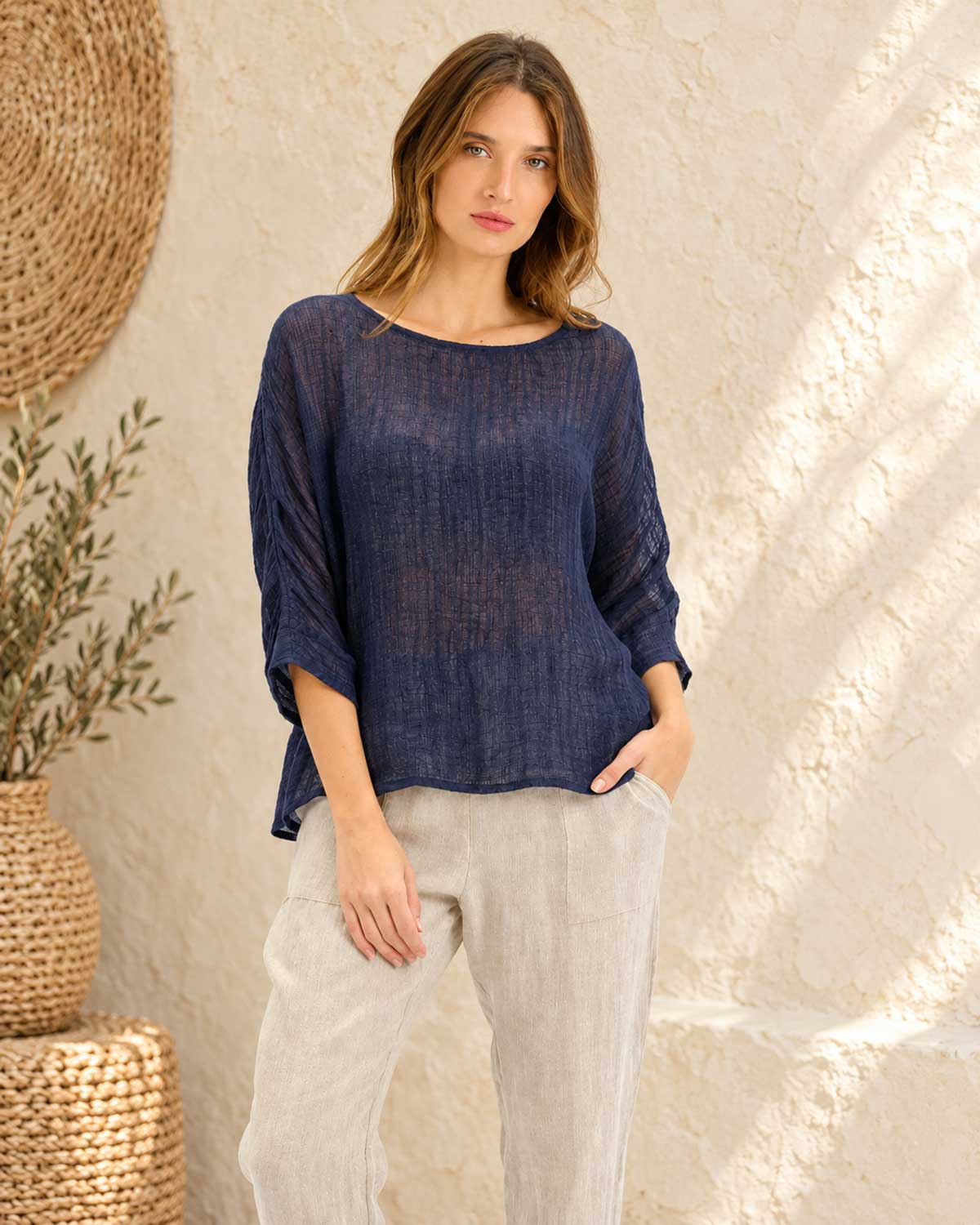 Sunday Linen Blouse – Navy