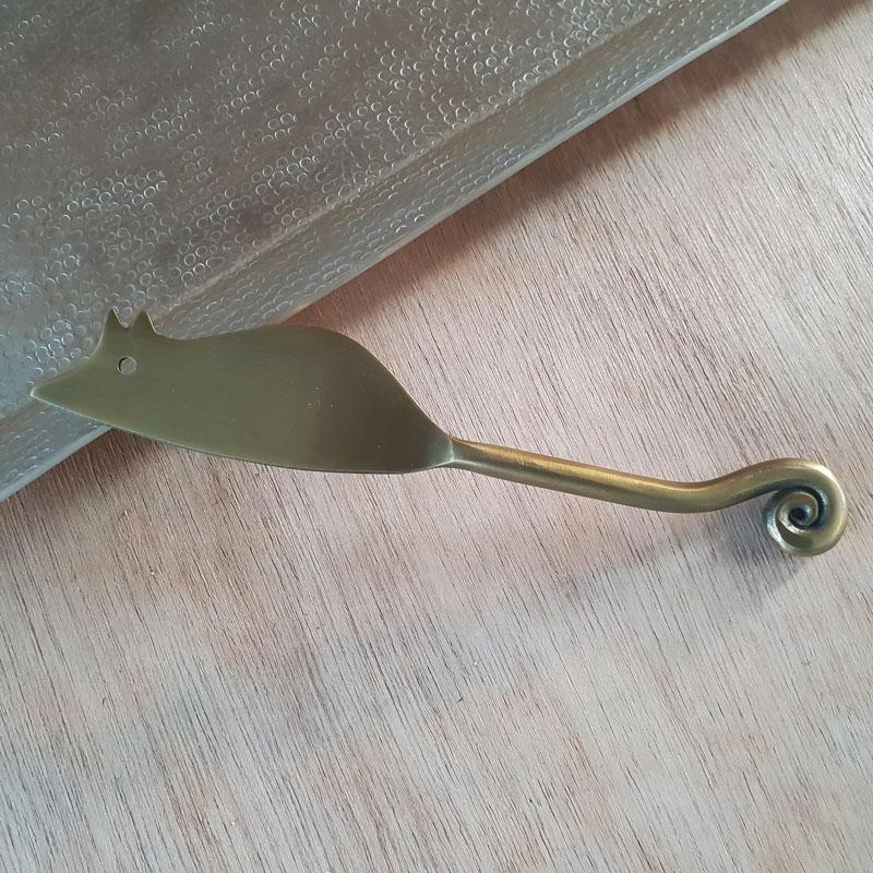 Antique Gold Mouse Cheese Knife - The Chic Nest