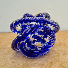 Endless Knot Classic Blue Rope Twist