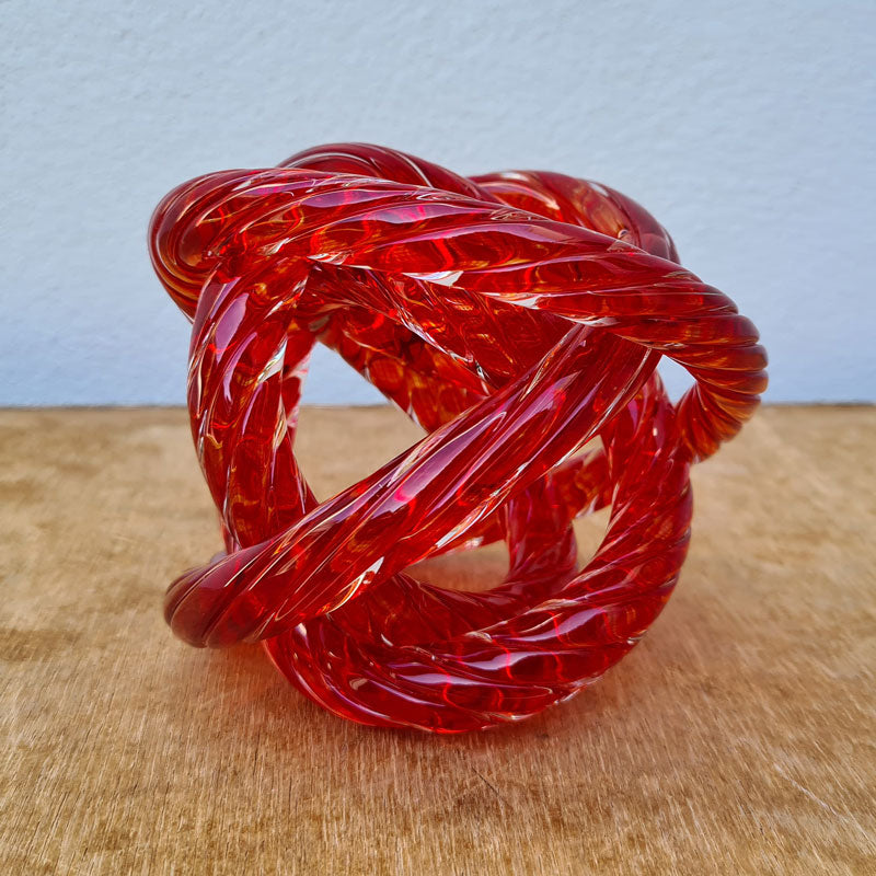 Endless Knot Classic Red Rope Twist