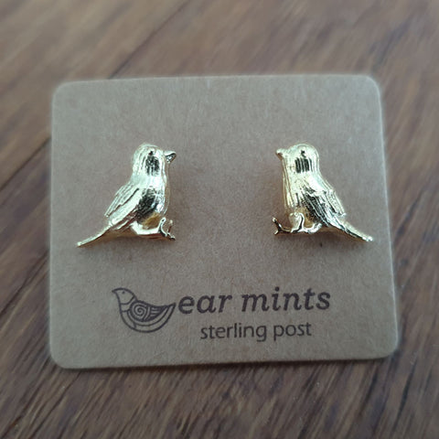 Brushed Metal Tweety Bird Ear Mints Earrings - Gold