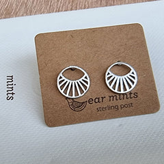 Brushed Line Filigree Ear Mints Earrings - Silver